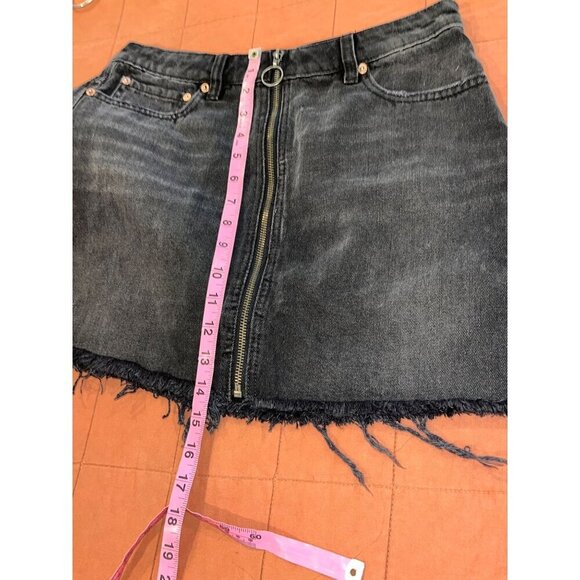 NWT Free People Black Denim Zip Front Mini Skirt Womens Size 28 Raw Hem - Picture 3 of 9
